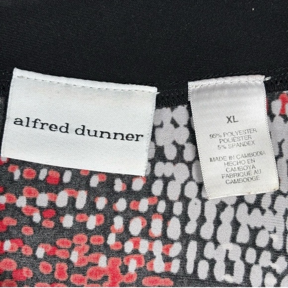 Alfred Dunner Abstract Liquid Knit Top Blouse-Red/Black/Gray/White-Women Size XL - Picture 3 of 4